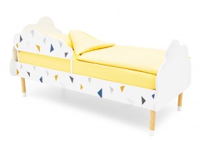 Кровать Stumpa Облако с бортиком рисунок Треугольники желтый, синий в Каслях - kasli.mebel74.com | фото